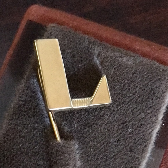 Vintage Gold-tone ‘L’ Stick Pin - Picture 2 of 2